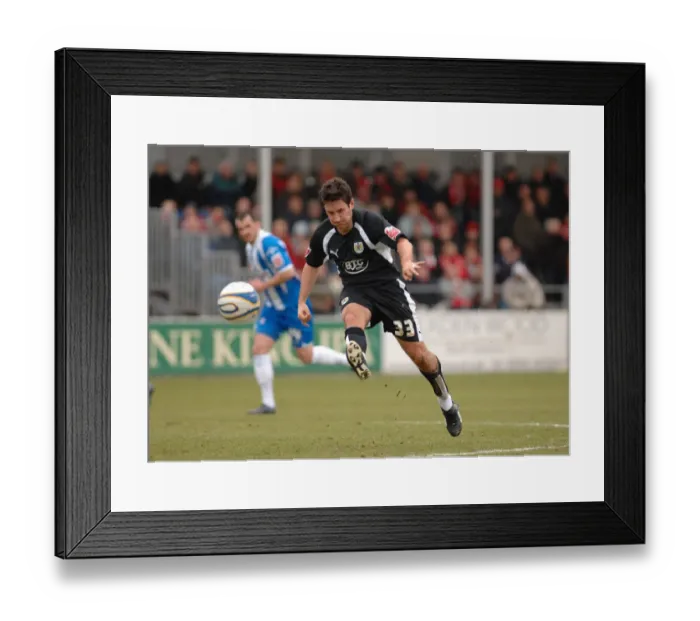 Framed Print : Lee Johnson Framed Print : Lee Johnson