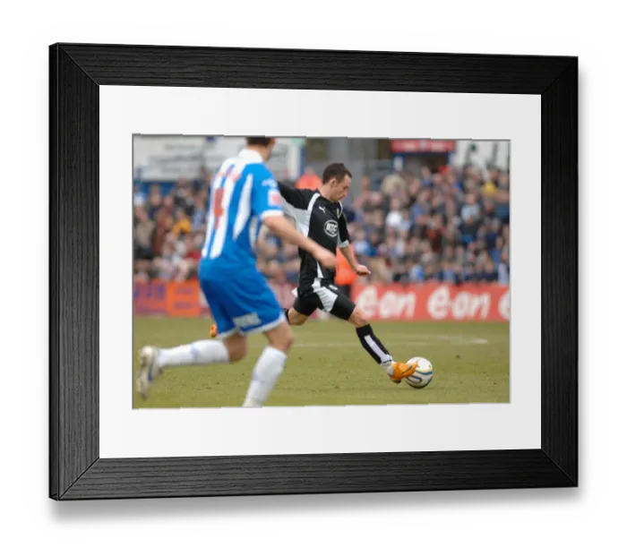 Framed Print : Michael McIndoe in Action for Bristol City Against Colchester United Framed Print : Michael McIndoe in Action for Bristol City Against Colchester United