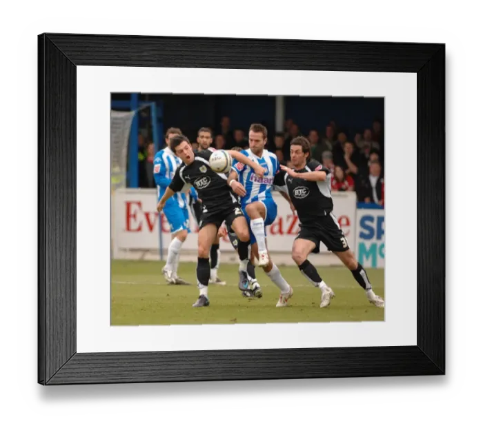 Framed Print : Bristol City's Ivan Sproule and Jamie McAllister: A Defensive Duo in Action Against Colchester United