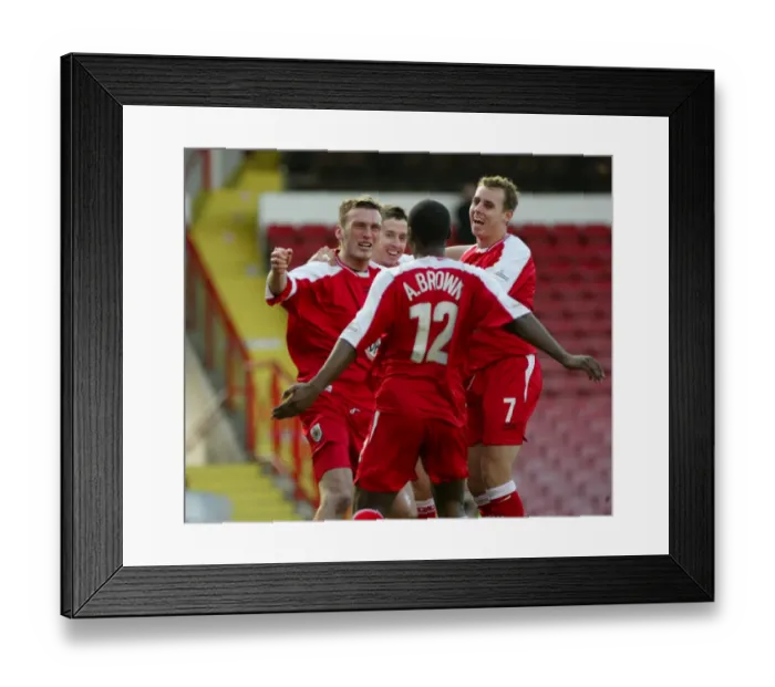 Framed Print : Bristol City: Euphoric Moment - Lee Miller's Goal Celebration (03-04)