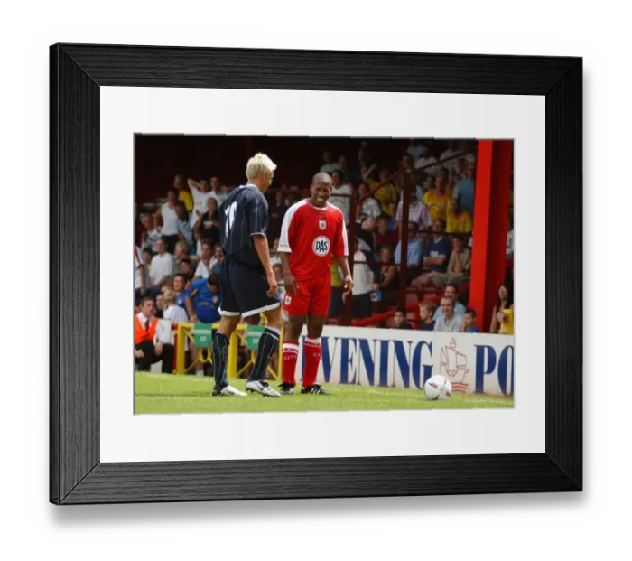 Framed Print : Matt Hill Alan Smith Framed Print : Matt Hill Alan Smith