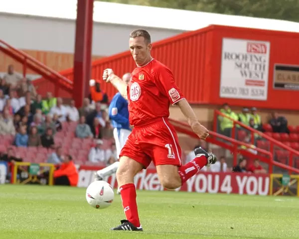Brian Tinnion in Action for Bristol City Football Club (04-05)