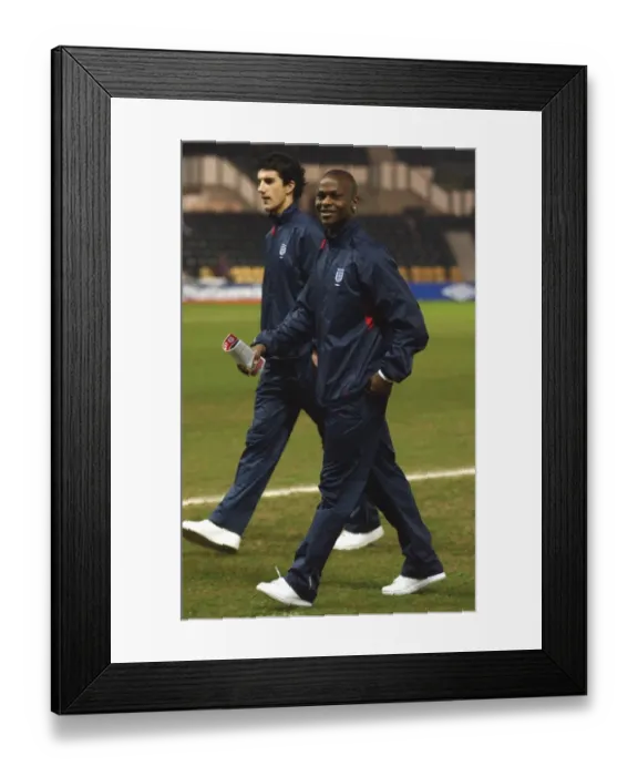 Framed Print : Bristol City's Leroy Lita: England's Rising Football Star (04-05) Framed Print : Bristol City's Leroy Lita: England's Rising Football Star (04-05)