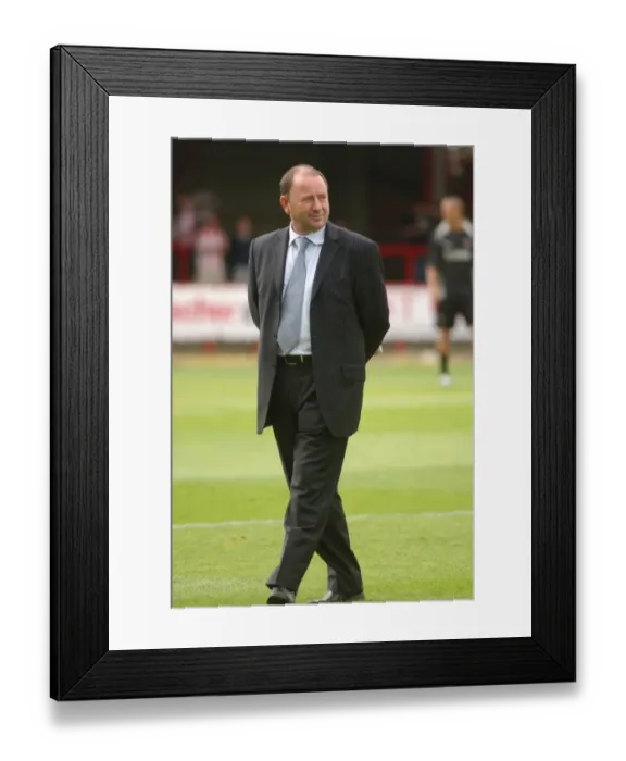 Framed Print : Gary Johnson in Action (05-06) for Bristol City Football Club Framed Print : Gary Johnson in Action (05-06) for Bristol City Football Club