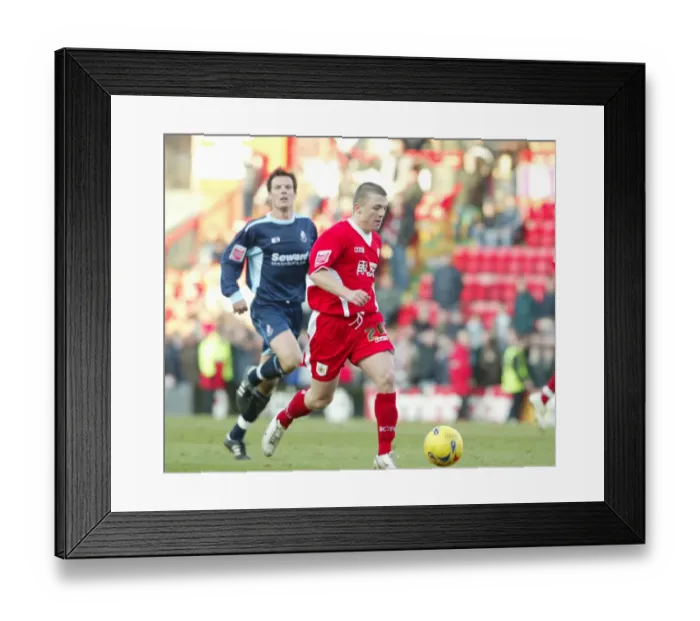 Framed Print : Scott Brown: Unstoppable Force of the 05-06 Bristol City Football Club Framed Print : Scott Brown: Unstoppable Force of the 05-06 Bristol City Football Club
