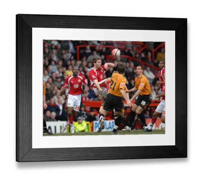 Framed Print : Jamie McCombe's Thrilling Goal: Bristol City vs. Hull City