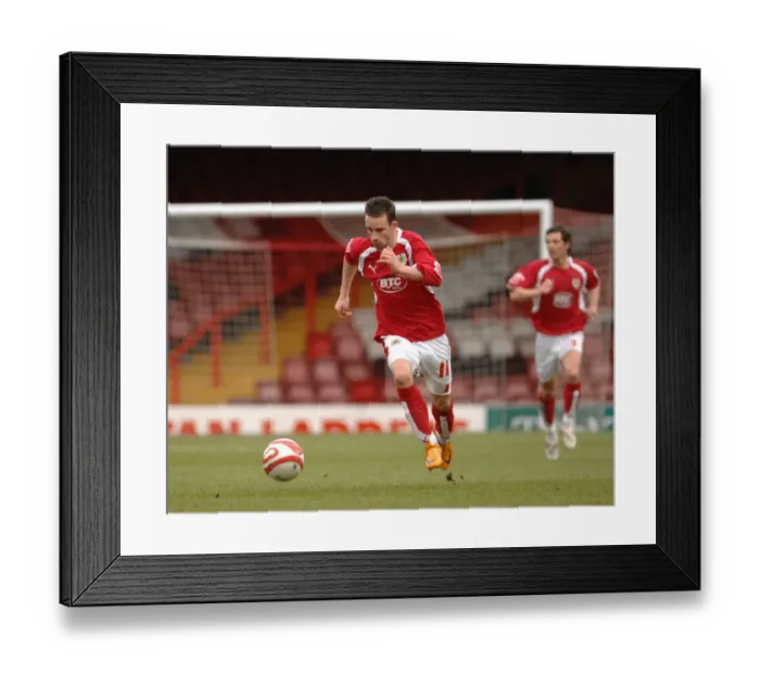 Framed Print : Bristol City vs Hull City: A Football Battle - Michael McIndoe in Action Framed Print : Bristol City vs Hull City: A Football Battle - Michael McIndoe in Action