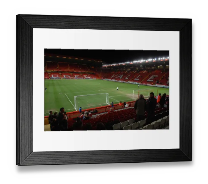 Framed Print : Charlton Athletic v Bristol City