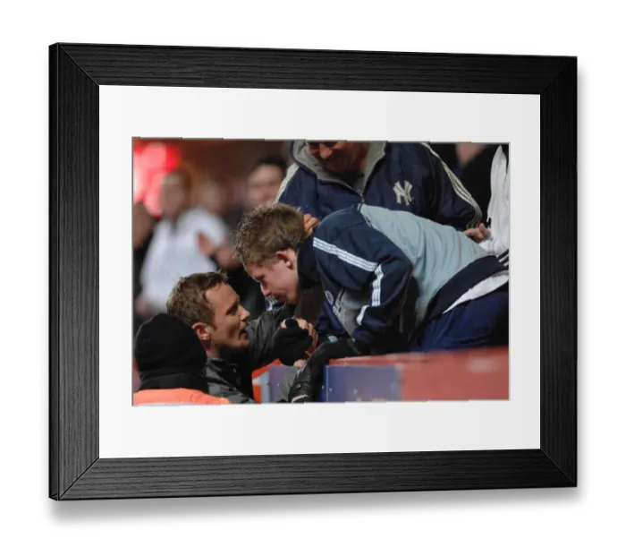 Framed Print : Lee Trundle