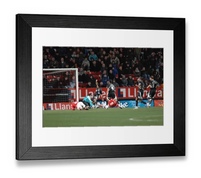 Framed Print : Basso's Determination: Charlton Athletic vs. Bristol City