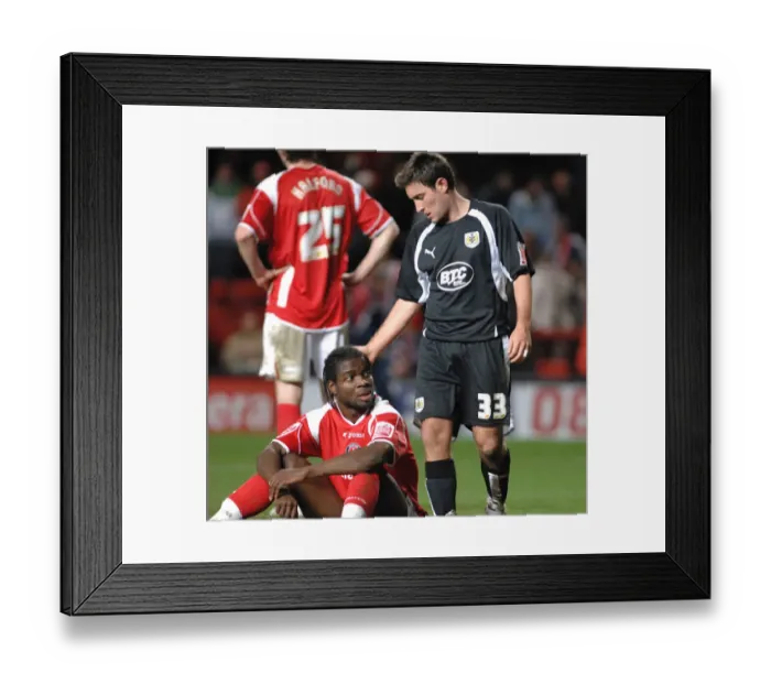 Framed Print : Lee Johnson Framed Print : Lee Johnson