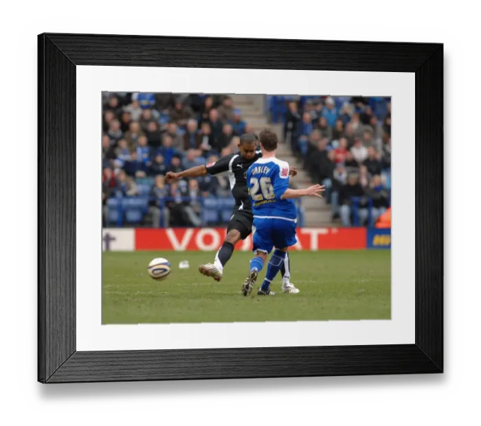 Framed Print : Marvin Elliott: Thrilling Moment at Leicester City vs. Bristol City