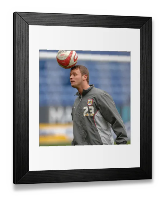 Framed Print : Lee Trundle Framed Print : Lee Trundle
