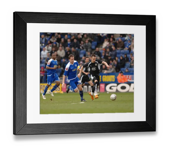 Framed Print : McIndoe in Action: Leicester City vs. Bristol City Framed Print : McIndoe in Action: Leicester City vs. Bristol City
