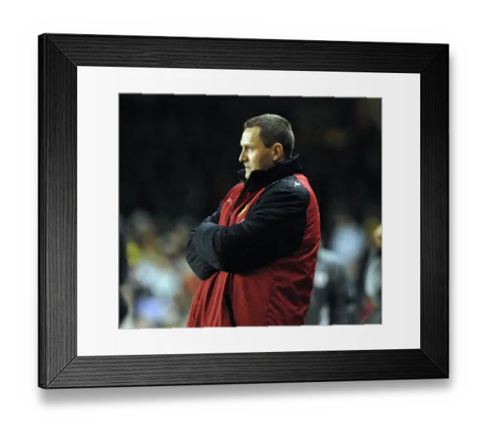 Framed Print : Focused: Adie Boothroyd Leads Bristol City Against Watford Framed Print : Focused: Adie Boothroyd Leads Bristol City Against Watford