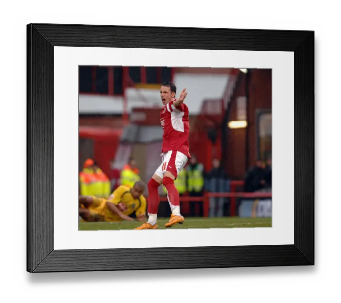 Framed Print : A Football Rivalry: Bristol City vs Plymouth Argyle - Season 07-08 Framed Print : A Football Rivalry: Bristol City vs Plymouth Argyle - Season 07-08
