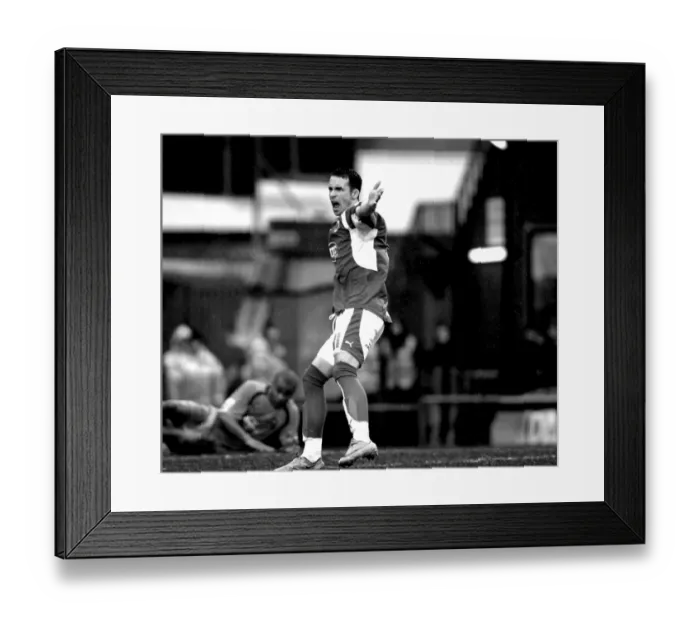 Framed Print : Bristol City vs Plymouth Argyle: A Football Rivalry - Season 07-08 Framed Print : Bristol City vs Plymouth Argyle: A Football Rivalry - Season 07-08