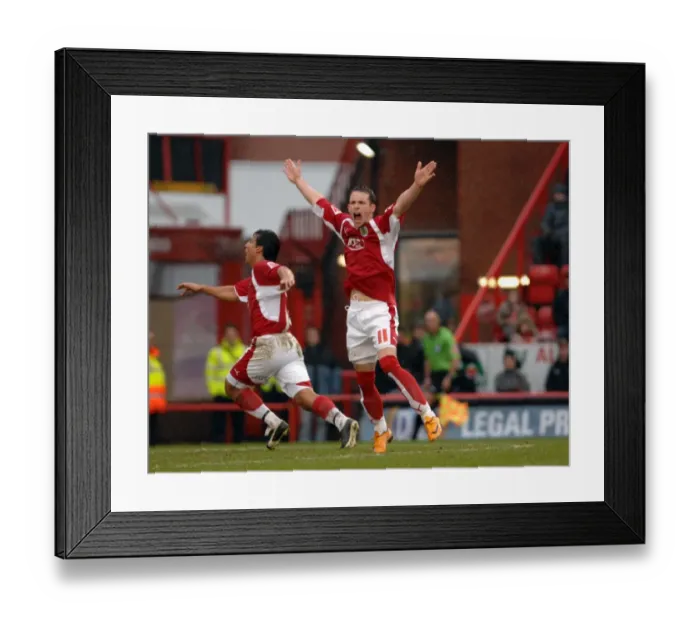 Framed Print : Bristol City vs Plymouth Argyle: A Football Rivalry - Season 07-08 Framed Print : Bristol City vs Plymouth Argyle: A Football Rivalry - Season 07-08
