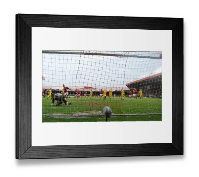 Framed Print : A Football Rivalry: Bristol City vs Plymouth Argyle - Season 07-08 Framed Print : A Football Rivalry: Bristol City vs Plymouth Argyle - Season 07-08