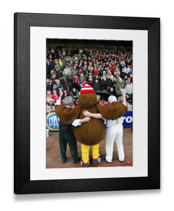 Framed Print : Bristol City vs. Plymouth Argyle: A Football Rivalry - Season 07-08