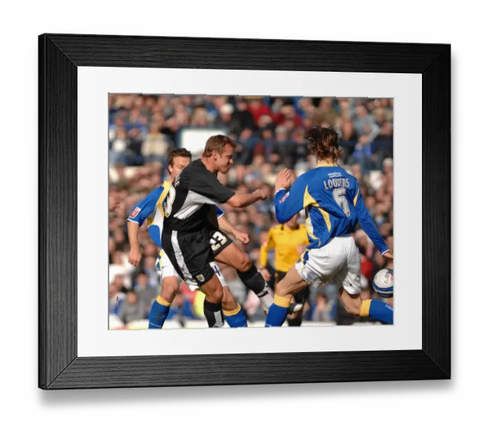 Framed Print : Lee Trundle's Determined Shot: Cardiff City vs. Bristol City Framed Print : Lee Trundle's Determined Shot: Cardiff City vs. Bristol City