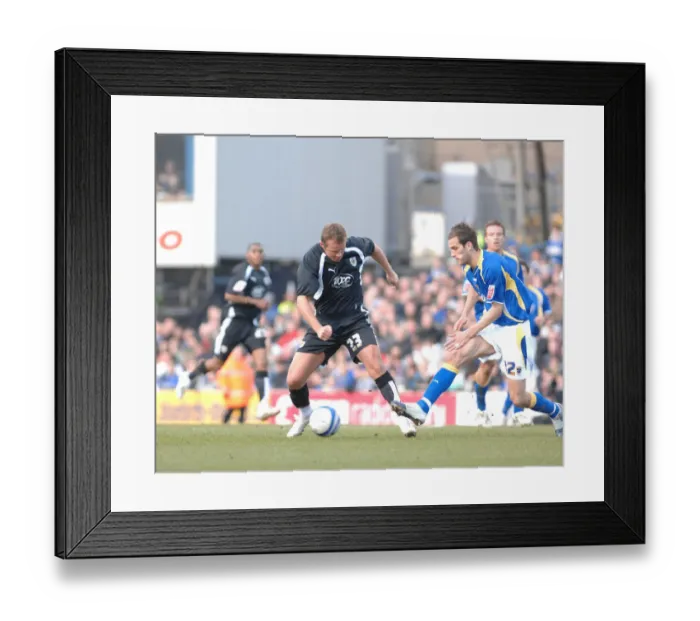 Framed Print : Lee Trundle in Action: Cardiff City vs. Bristol City - Intense Rivalry on the Football Field Framed Print : Lee Trundle in Action: Cardiff City vs. Bristol City - Intense Rivalry on the Football Field