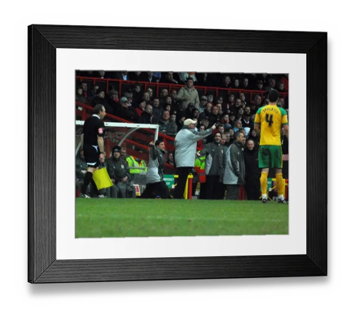 Framed Print : Gary Johnson and Lee Johnson: A Father-Son Coaching Duo at Bristol City - Bristol City vs Norwich City Framed Print : Gary Johnson and Lee Johnson: A Father-Son Coaching Duo at Bristol City - Bristol City vs Norwich City