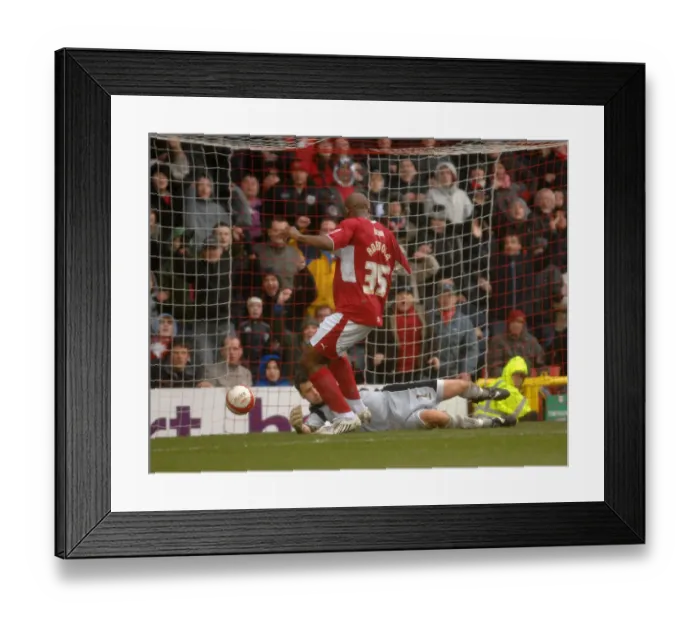 Framed Print : Bristol City's Dele Adebola Scores Thrilling Goal Against Norwich City