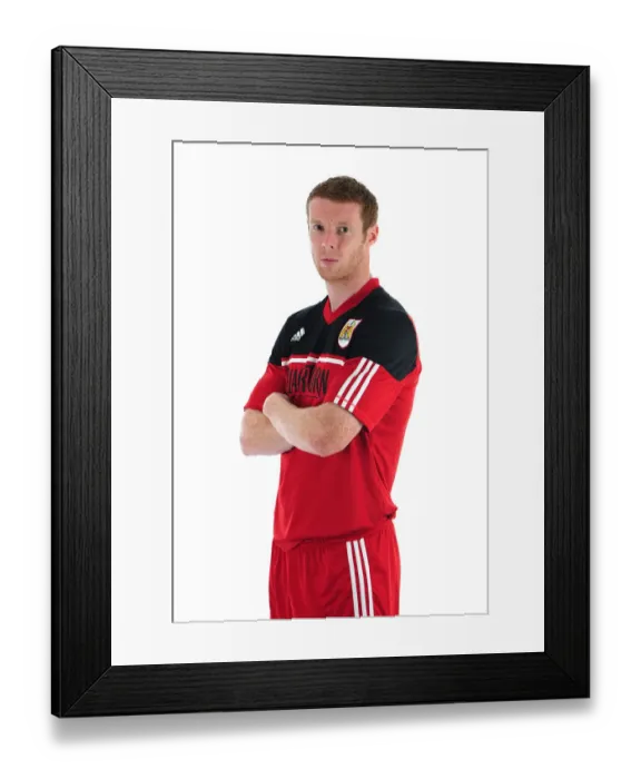 Framed Print : Bristol City Football Club: Stephen Pearson's Intense Focus at Ashton Gate Stadium Framed Print : Bristol City Football Club: Stephen Pearson's Intense Focus at Ashton Gate Stadium