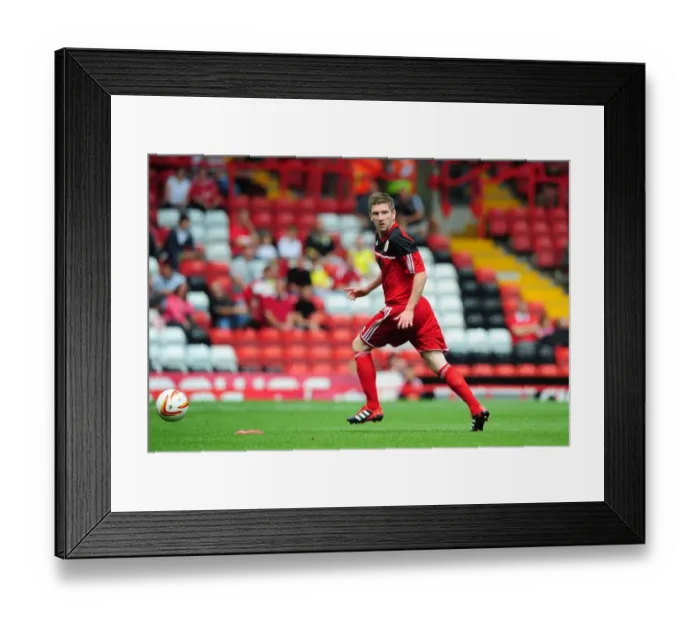 Framed Print : Mark Wilson in Action: Bristol City vs. Bristol Rovers - Louis Carey Testimonial (August 4, 2012, Ashton Gate Stadium)