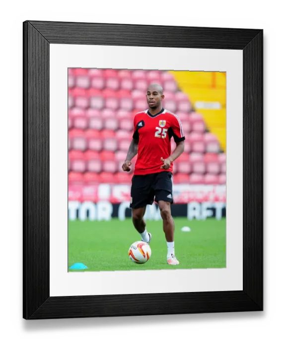 Framed Print : Marvin Elliott at Bristol City FC Pre-Season Open Day, 2012 Framed Print : Marvin Elliott at Bristol City FC Pre-Season Open Day, 2012