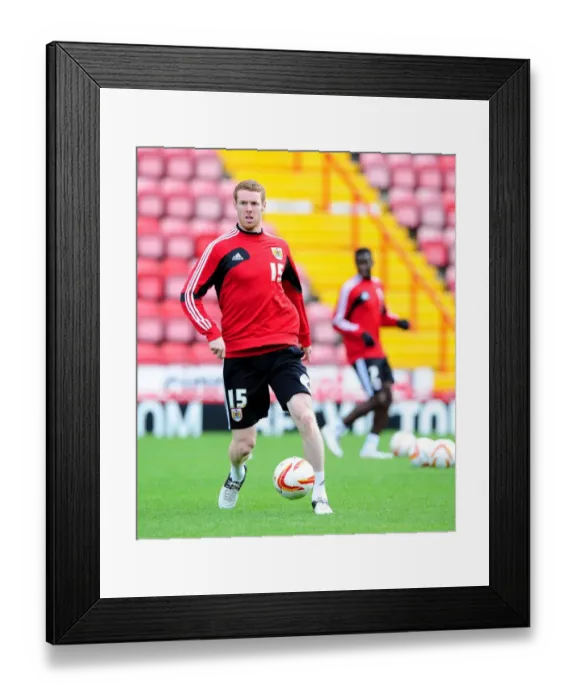 Framed Print : Bristol City FC: Stephen Pearson at Pre-Season Open Day, 2012 Framed Print : Bristol City FC: Stephen Pearson at Pre-Season Open Day, 2012