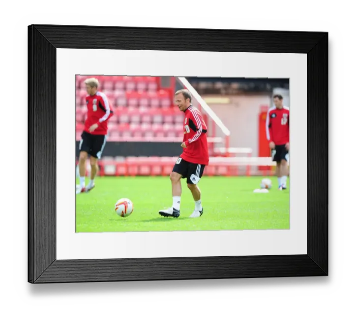 Framed Print : Jody Morris at Bristol City Football Club's Pre-Season Open Day (August 3, 2012) Framed Print : Jody Morris at Bristol City Football Club's Pre-Season Open Day (August 3, 2012)