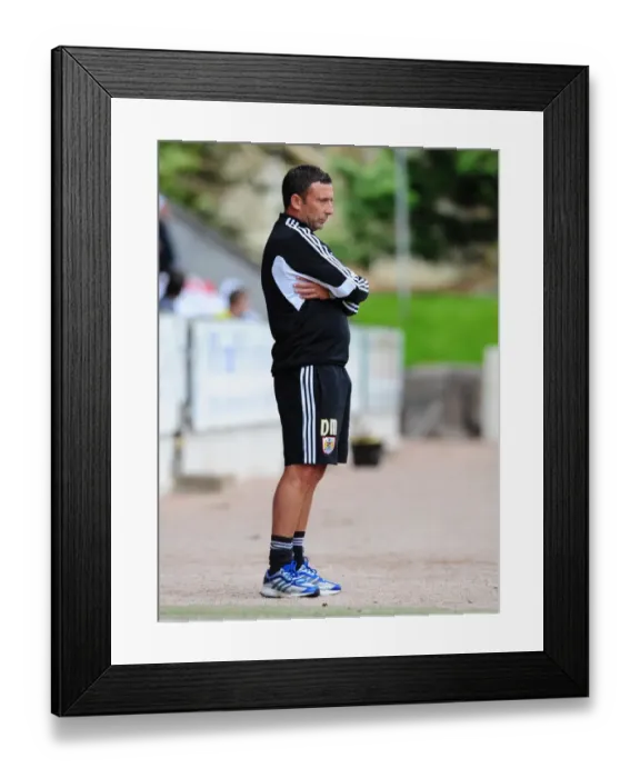 Framed Print : Derek McInnes Emotional Return: A Warm Welcome at McDiarmid Park during Bristol City's Pre-Season Friendly against St. Johnstone