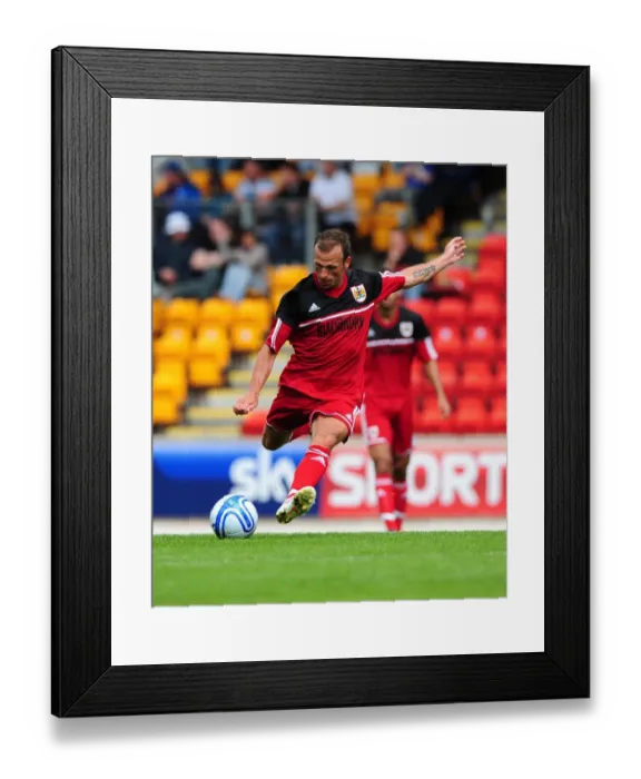 Framed Print : Jody Morris Returns: St Johnstone vs. Bristol City Pre-Season Friendly, McDiarmid Park, Perth - July 2012