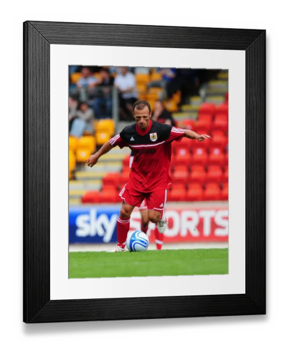 Framed Print : Jody Morris in Action: Bristol City vs St Johnstone, McDiarmid Park, August 2012 Framed Print : Jody Morris in Action: Bristol City vs St Johnstone, McDiarmid Park, August 2012