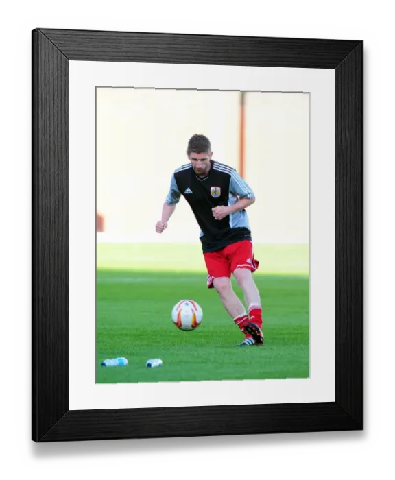 Framed Print : Bristol City's Mark Wilson in Action during Pre-Season Friendly vs Kilmarnock, 2012 Framed Print : Bristol City's Mark Wilson in Action during Pre-Season Friendly vs Kilmarnock, 2012