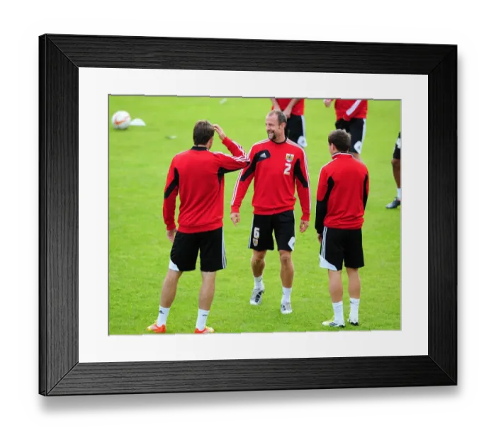 Framed Print : Bristol City FC: Louis Carey in Action during Pre-Season Training, July 2012 Framed Print : Bristol City FC: Louis Carey in Action during Pre-Season Training, July 2012
