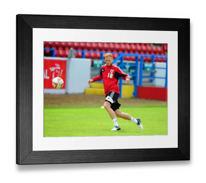 Framed Print : Bristol City FC: Ryan Taylor in Pre-Season Training, Scotland Tour (July 2012)