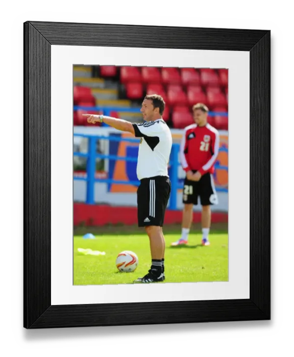 Framed Print : Bristol City FC: Derek McInnes Leads Pre-Season Training, July 2012 Framed Print : Bristol City FC: Derek McInnes Leads Pre-Season Training, July 2012