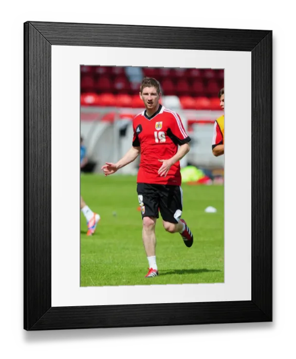 Framed Print : Bristol City FC: Mark Wilson in Pre-Season Training, Scotland Tour (Joe Meredith) Framed Print : Bristol City FC: Mark Wilson in Pre-Season Training, Scotland Tour (Joe Meredith)