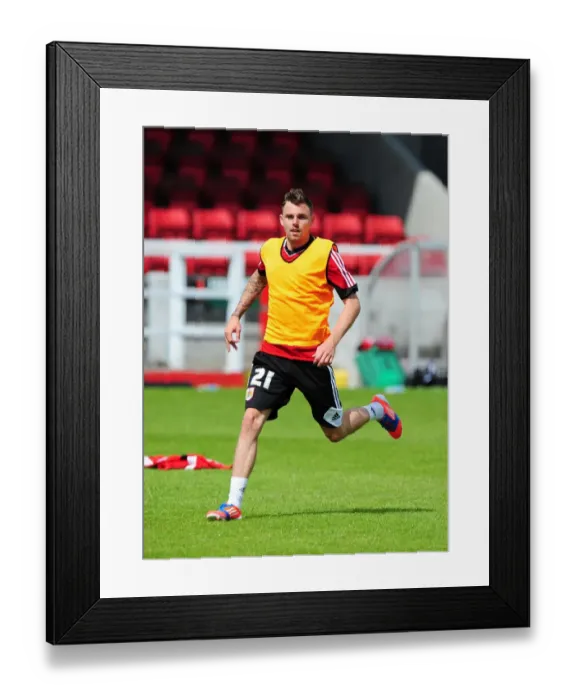 Framed Print : Bristol City Football Club: Paul Anderson in Action during Pre-Season Training, July 2012 Framed Print : Bristol City Football Club: Paul Anderson in Action during Pre-Season Training, July 2012