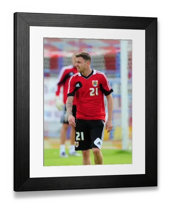 Framed Print : Bristol City FC: Paul Anderson in Pre-Season Training (Scotland Tour, 2012)