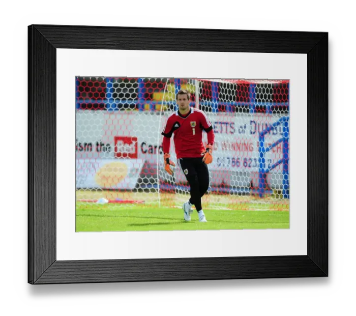 Framed Print : Bristol City FC: Tom Heaton's Focused Training Moment, July 2012 (Joseph Meredith)