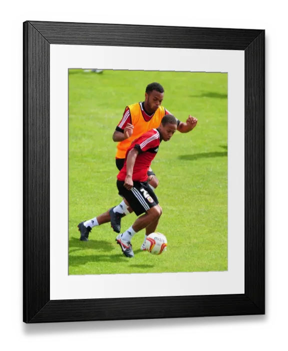Framed Print : Intense Training Showdown: Bobby Reid vs. Aaron Wilbraham, Bristol City Football Club Framed Print : Intense Training Showdown: Bobby Reid vs. Aaron Wilbraham, Bristol City Football Club