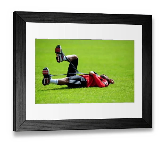 Framed Print : Bristol City FC: Liam Fontaine Prepares for Action during Pre-Season Training Framed Print : Bristol City FC: Liam Fontaine Prepares for Action during Pre-Season Training