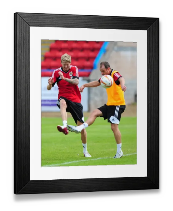 Framed Print : Bristol City Football Club: Jon Stead vs. Louis Carey - Intense Training Battle