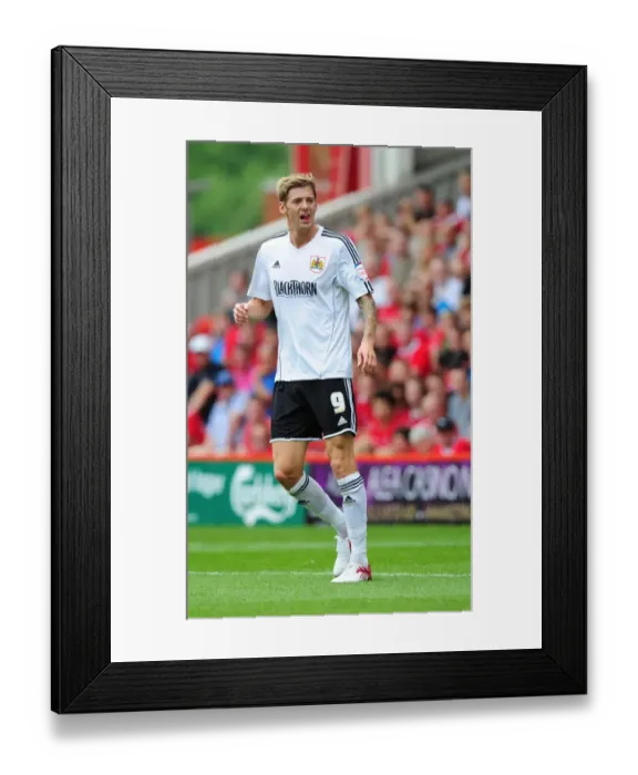 Framed Print : Jon Stead Faces Off Against Nottingham Forest in Championship Showdown, August 2012