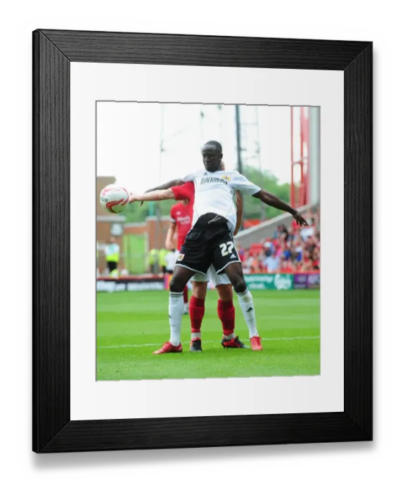 Framed Print : Adomah in Action: Nottingham Forest vs. Bristol City Championship Clash, 2012