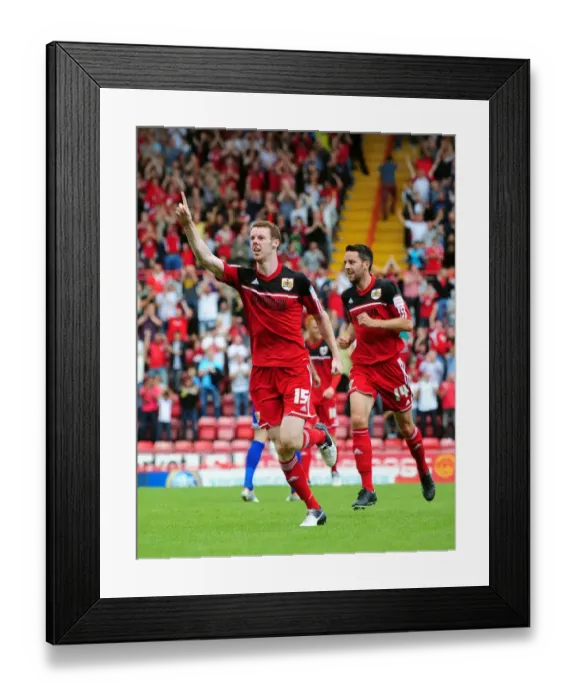 Framed Print : Stephen Pearson Scores the Opener for Bristol City Against Cardiff City, Championship 2012 Framed Print : Stephen Pearson Scores the Opener for Bristol City Against Cardiff City, Championship 2012